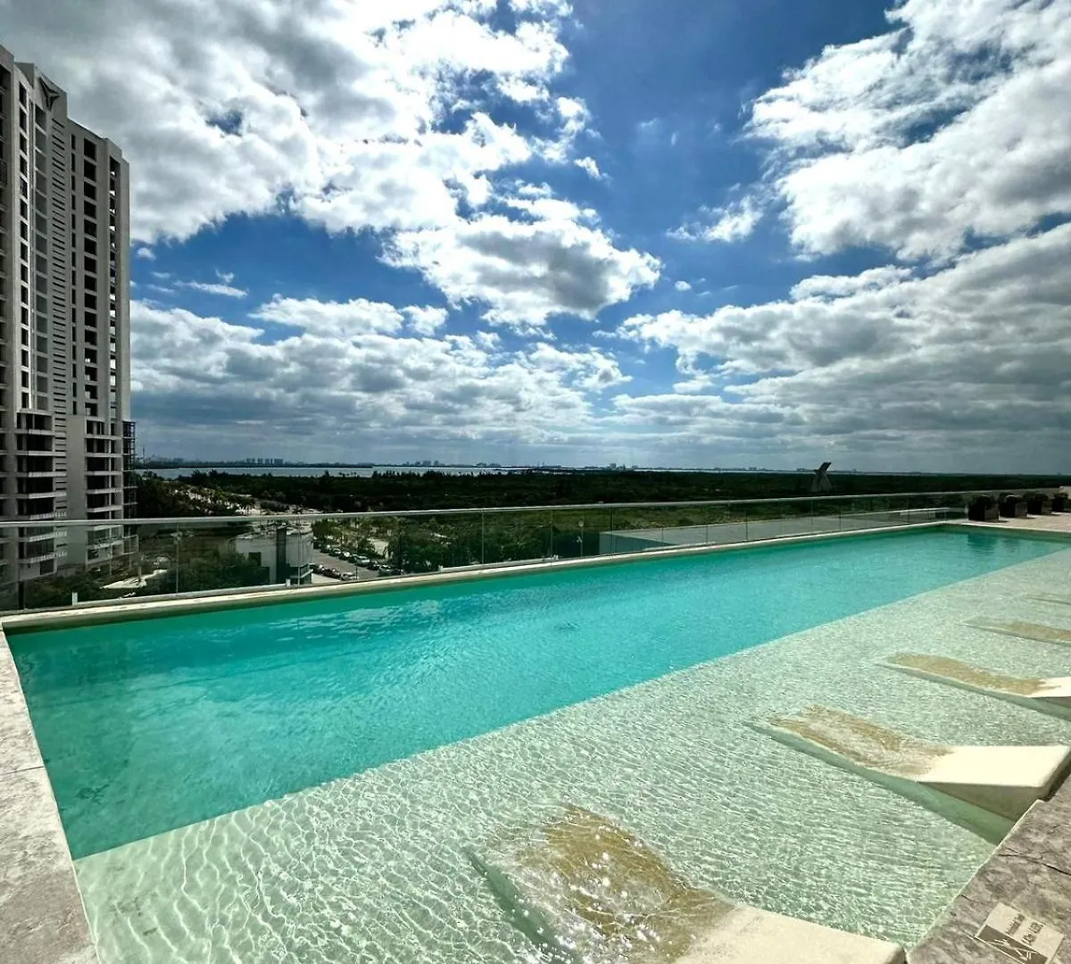 Suite Cancun Plaza Apartment